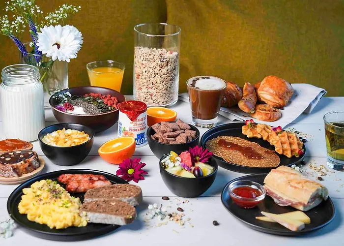 17 Batignolles Paris