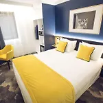 Hotel 17 Batignolles 3*