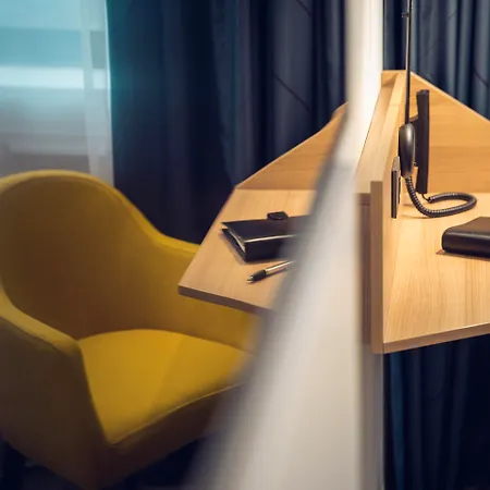 17 Batignolles Paris