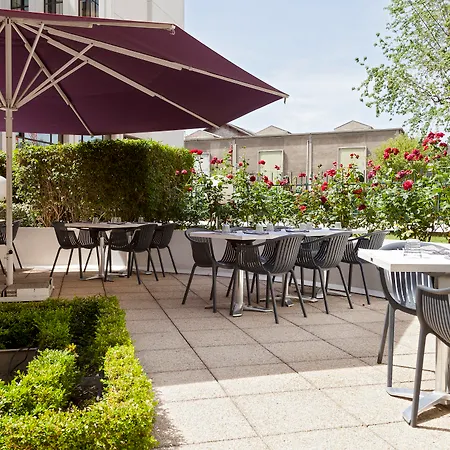 ホテル 17 Batignolles 3*