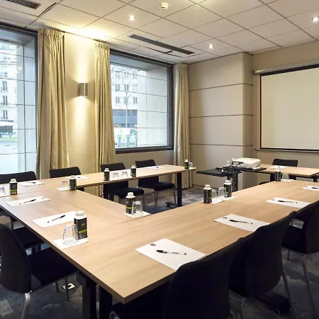 17 Batignolles فندق