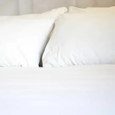 17 Batignolles 3* פריז