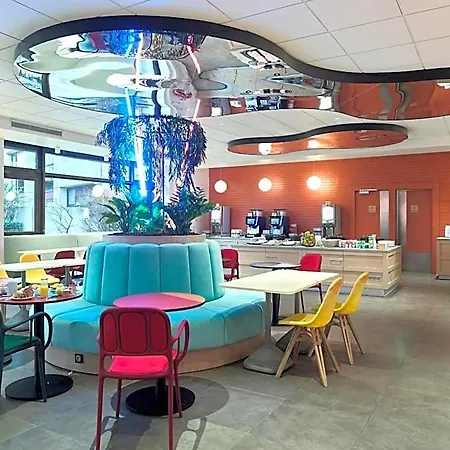 فندق 17 Batignolles
