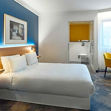 17 Batignolles فندق 3*