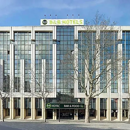 فندق 17 Batignolles باريس