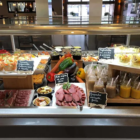 Hotel 17 Batignolles 3*