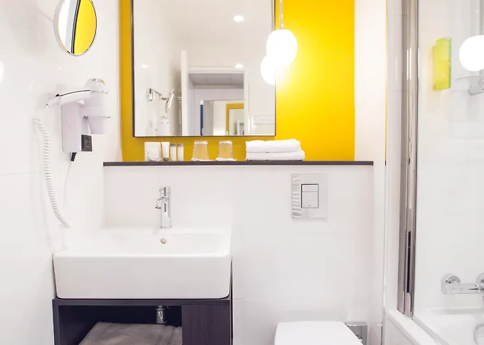 17 Batignolles فندق