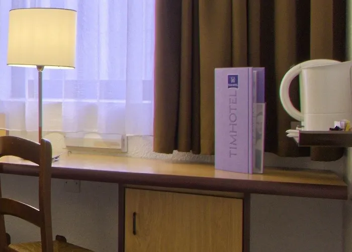 17 Batignolles Париж