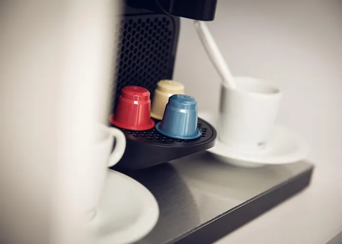 17 Batignolles Париж