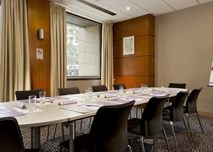 17 Batignolles Отель 3*